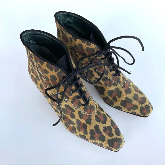 Vintage Leopard Print Suede Lace Up Ankle Booties - Picture 2 of 16